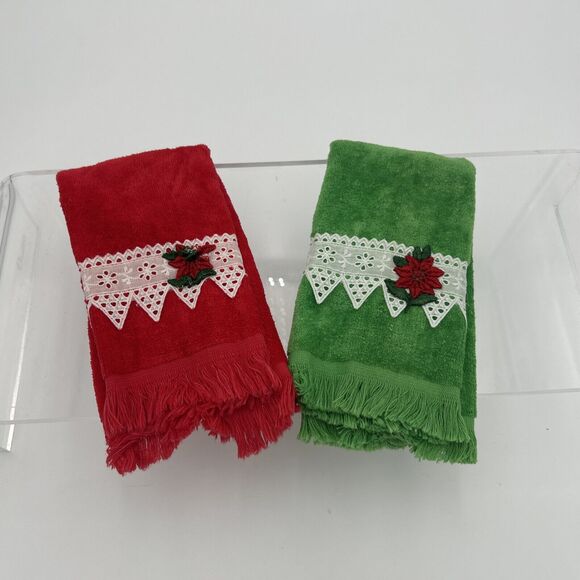 2 Vintage Stevens Utica Fingertip Towels Poinsettia’s Green And Red With Lace - Picture 4 of 11